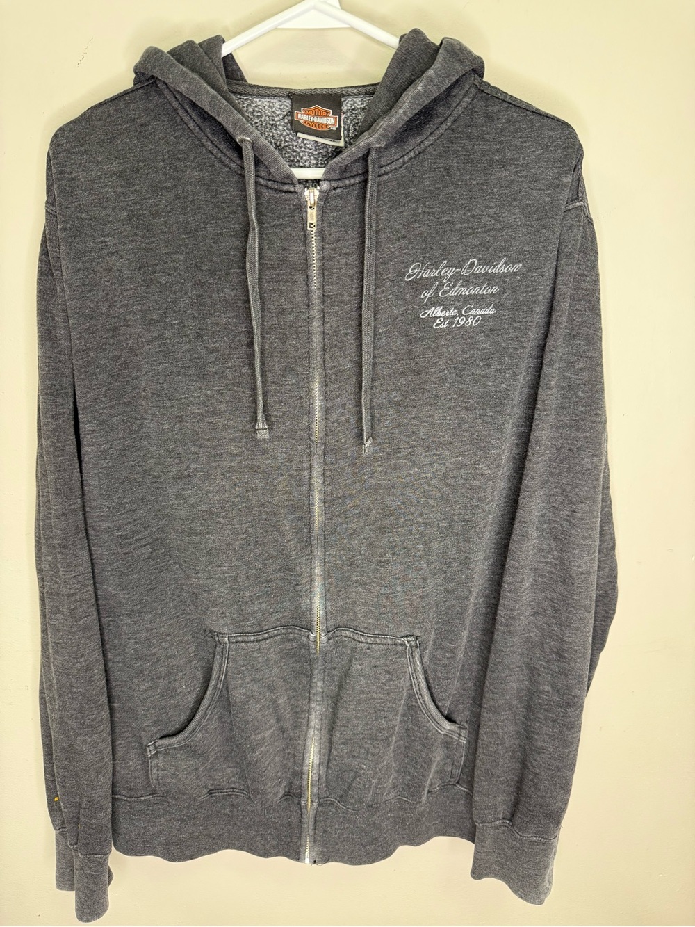 Harley-Davidson of Edmonton Alberta Canada "Genuine Motor Oil" Zip-Up Hoodie XL